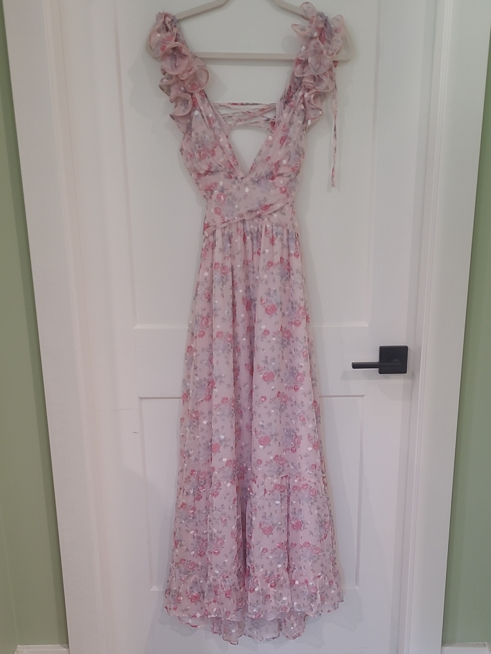 Storia Pink Floral Ruffle Strap Backless Maxi Dress
